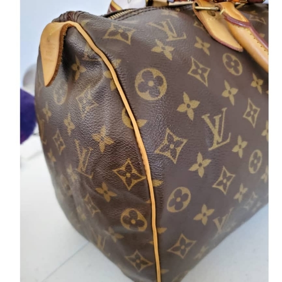 LOUIS VUITTON Monogram Speedy 35 - Picture 11 of 15